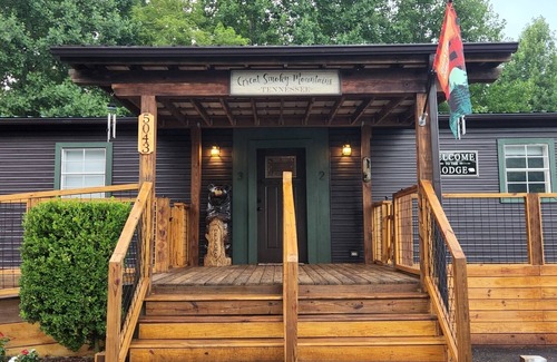 Rocky Grove Appartement | Modern & Rustic Apt (3beds) Across From Natl Park!
