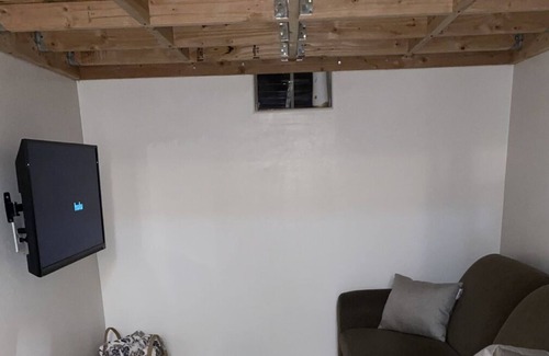 Maricopa County Appartement | Modern Rustic Tiny Attached Guest Apartment