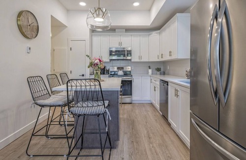 Vernon Copropriété | Modern Scandinavian Designed Condo