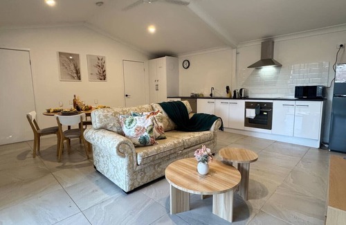 Belmont Maison | Modern Simplicity Granny Flat @Belmont