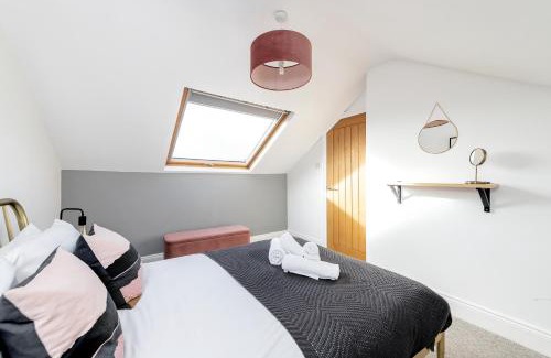 Bath Appartement | Modern & Spacious 2 Bedroom Maisonette
