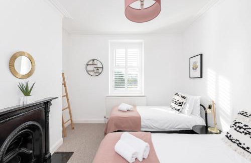 Bath Appartement | Modern & Spacious 2 Bedroom Maisonette