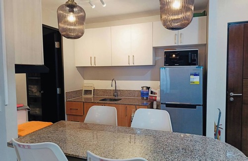 Socorro Copropriété | Modern & Spacious 2BR 68 sqm Condo in Manhattan Heights Pool View