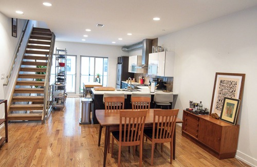 Southwark Maison | Modern, spacious 3-bedroom townhome in Philadelphia with parking + EV charger