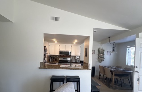 Rancho Penasquitos Copropriété | Modern spacious 3BR/2BA apartment in Poway Unified Schools