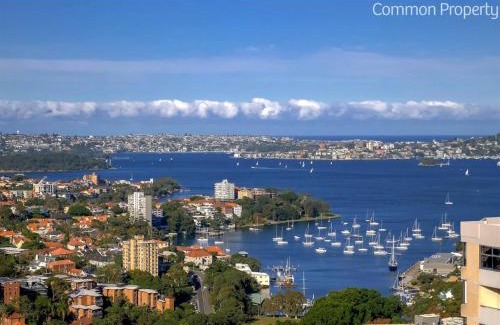 North Sydney Appartement | Modern Spacious City Pad with Rooftop Pool and Gym