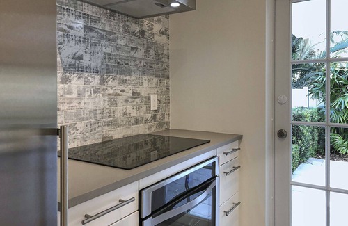 Deerfield Beach Appartement | 1BR Luxury Suite # 4 on Ocean Drive, à quelques pas de la plage