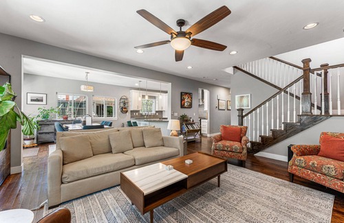 Whittier Maison | Modern, Spacious Whittier Home