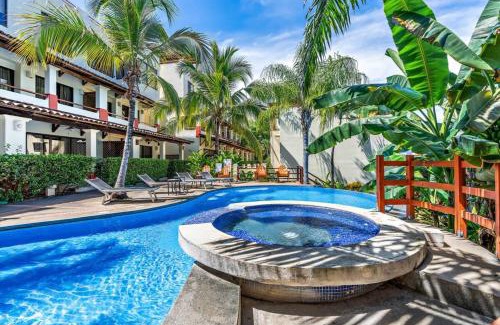 Coco Sunset Hills Appartement | Modern Split-Level 2-Bedroom Condo with Pools, Terrace & Easy Beach Access