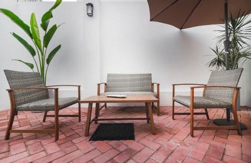 Lazaro Cardenas Appartement | Modern Stadium Bungalow