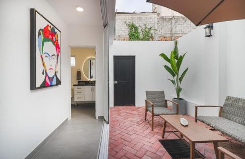 Lazaro Cardenas Appartement | Modern Stadium Bungalow