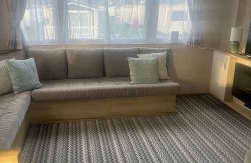 Prestonpans Maison | Modern static caravan available at popular Seton Sands Holiday Village.