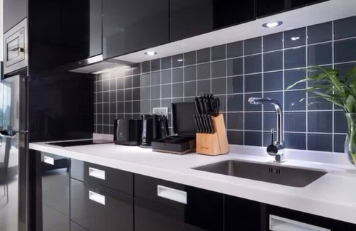 Patong Station Balnéaire | Modern Studio Condo with private Rooftop Terrace and Jacuzzi