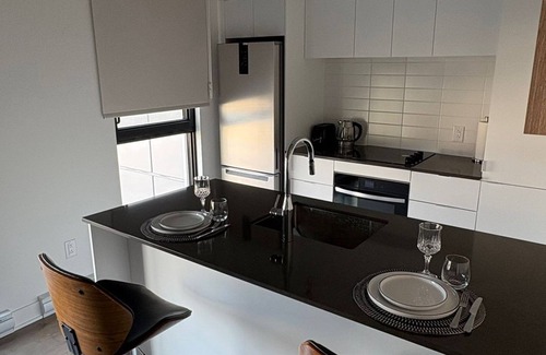 Gay Village Appartement | Modern Studio for Rent – Quartier des Lumières, Montreal
