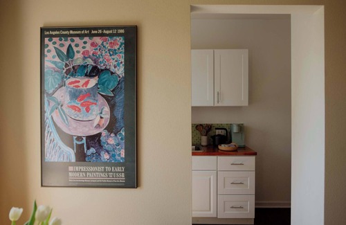 Beachwood Canyon Appartement | Modern Studio in Beachwood Canyon