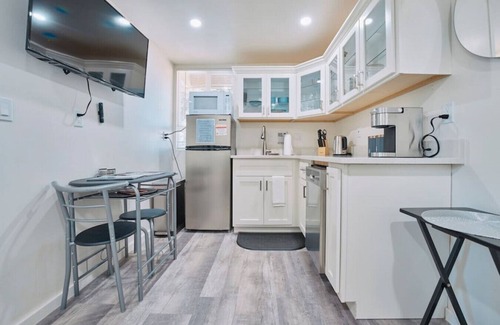 West Sedona Appartement | Modern Studio in Central Sedona with W/D - Best Deal!