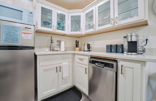 West Sedona Appartement | Modern Studio in Central Sedona with W/D - Best Deal!
