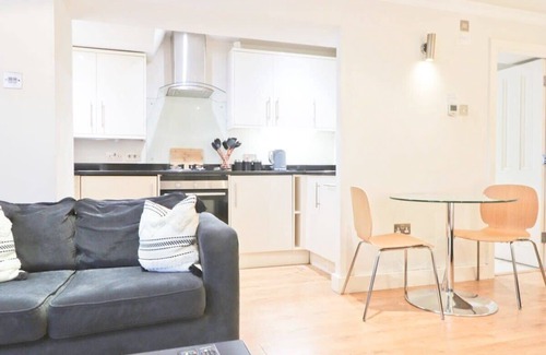 Clifton Appartement | Modern Studio in Desirable Clifton Area