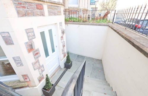 Clifton Appartement | Modern Studio in Desirable Clifton Area