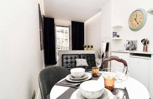 Embajadores Appartement | Modern Studio in Embajadores Street by Batuecas