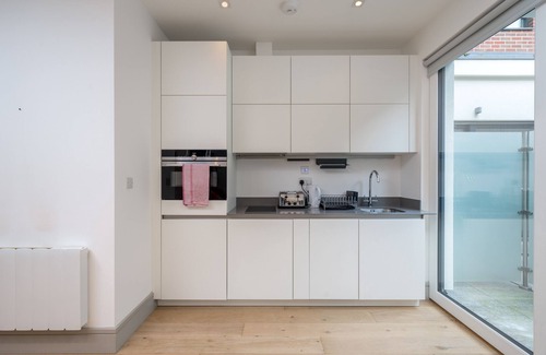 Bruce Grove Appartement | Modern Studio w/ parking -15 mins from Central London