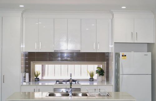 Deer Park Maison | Modern style unit 2 Deer Park
