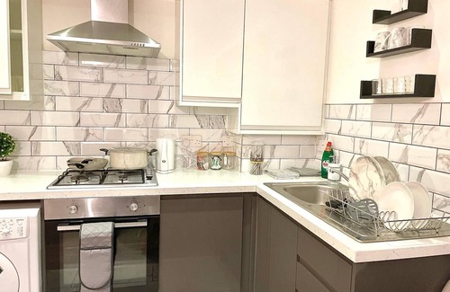 Carcroft Maison | Modern Stylish 3 Bedroom Detached House Doncaster