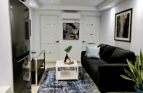 Sabana Abajo Appartement | Modern Stylish Apartment 5 minutes from airport (SJU)