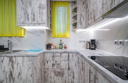 Omonia Maison | Appartement moderne et élégant au cœur d'Athènes