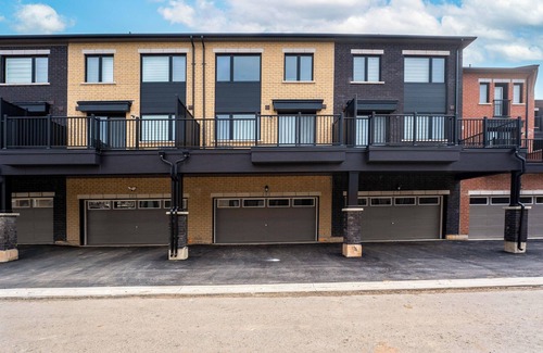 Oakville Appartement | Modern & Stylish Studio in Oakville!