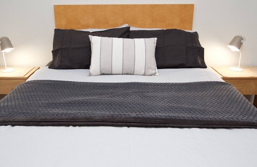Shortland Maison | Modern Stylish Townhouse 1