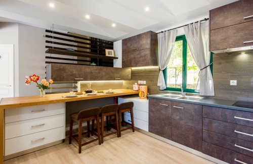 Gerani Villa | Villa moderne et élégante avec 3 chambres, piscine privée et climatisation