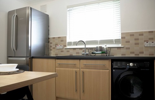 Coatbridge Appartement | Moderne-Sunnyside Penthouse-Appartement en attiq-Salle de bain privée séparée