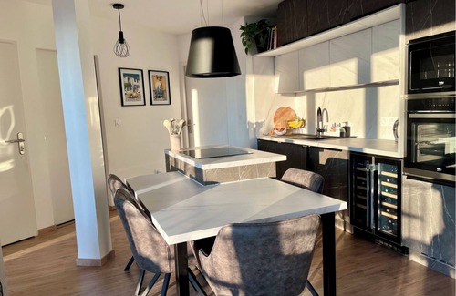 La Rochelle Appartement | Appartement T3 Moderne avec parking à 5 min du marché