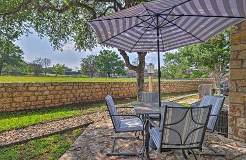 Horseshoe Bay Maison | Modern Townhome with Patio, Next Door to Resort