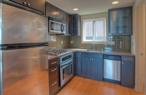 North Beacon Hill Maison | Modern townhouse- with a view! Close to downtown