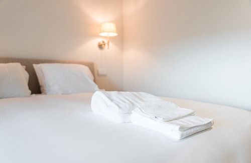 Fareja Appartement | Modern tranquility in Gémeos