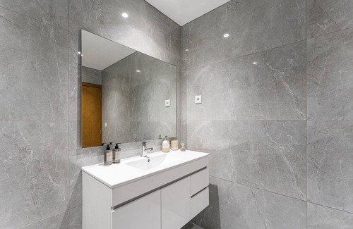 Fareja Appartement | Modern tranquility in Gémeos