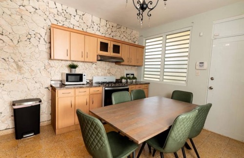 Borinquen Maison | Modern Tropical Home w/ Outdoor Shower/5 min Beach