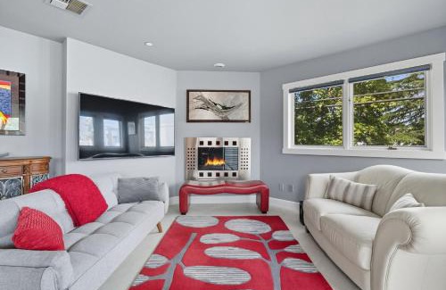 Hough Maison | Modern Upper Level Duplex Dt Vancouver