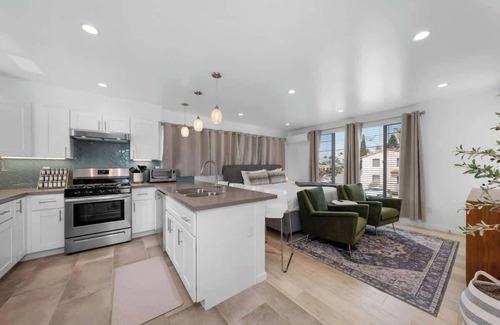 North Park Maison | Modern Urban Escape Rooftop & Walkable Fun
