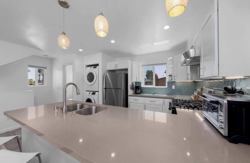 North Park Maison | Modern Urban Escape Rooftop & Walkable Fun