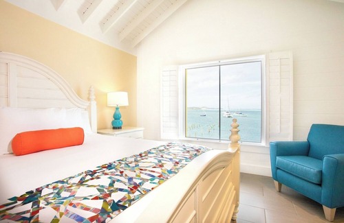 Christiansted Hôtel | Modern Urban View Stay with Comfort, Style, and a Relaxing Island Atmosphere