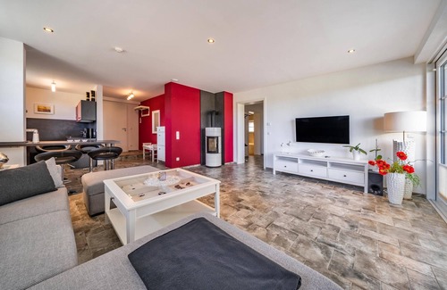 Graal Mueritz Appartement | Modern vacation apartment with fireplace close to the beach