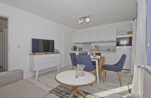 Lietzow Appartement | Modern vacation apartment with balcony, sea view - Ferienresidenz Zwei BoddenFeWo 1-2 - Ferienresidenz