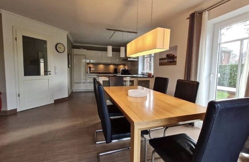 St. Peter-Ording Maison | Maison de vacances moderne avec 127 m² et équipements de luxe dans un bon emplacement dans le village