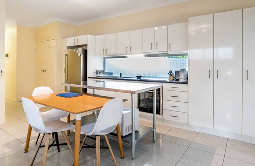Ashgrove Maison | Modern Victorian Styled Holiday Home in Ashgrove