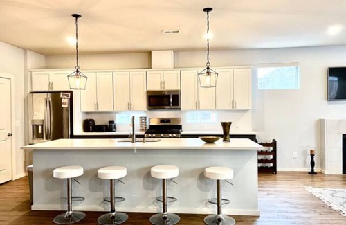 Maple Valley Maison | Modern Villa and modern architecture full of light