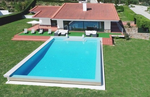 Ferreira do Zezere Villa | Villa moderne à distance de marche du barrage de Castelo de Bode