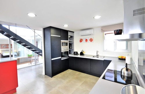 Sa Torre Villa | SA TORRE- Villa avec piscine privée à Sa Torre, près du golfe et de la mer pour 6 personnes, 4 chambres à coucher, moderne, BBQ -00016- - WiFi gratuit